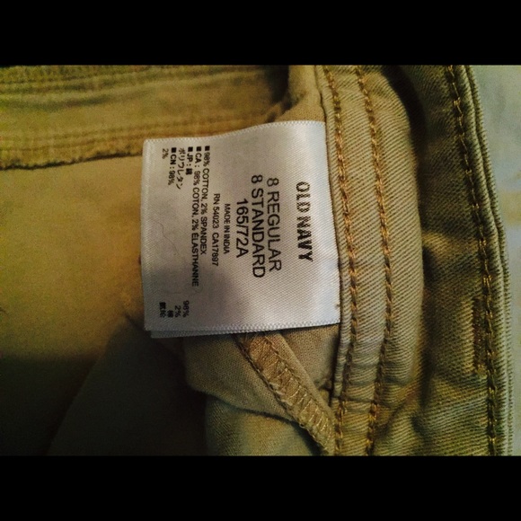 Khakis🌻 - Picture 3 of 3