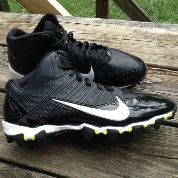 Nike Alpha Shark Cleats - Picture 2 of 4