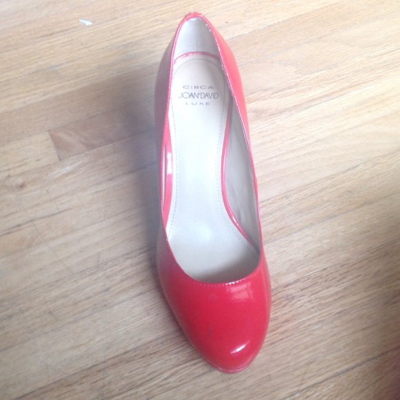 SOLD OFFLINE - Picture 2 of 3