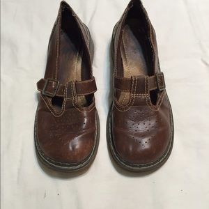 Brown Airwalk Mary Jane style shoes