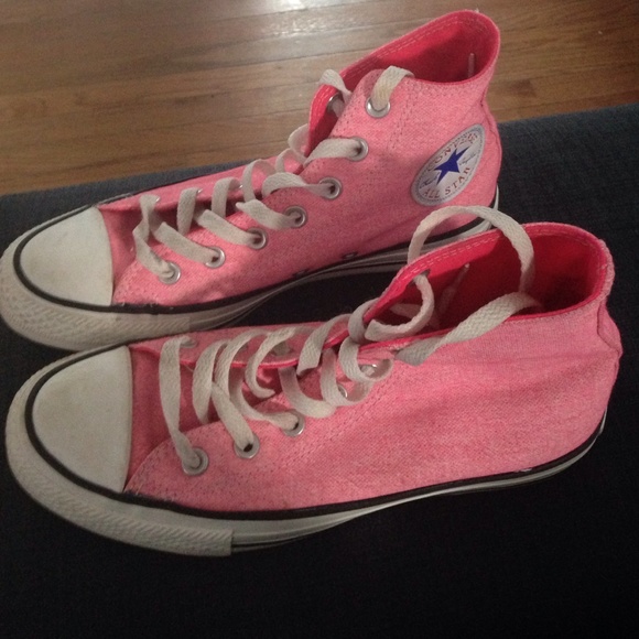 Pink high top converse