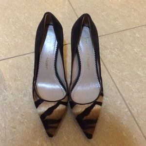 Selling hot shoes