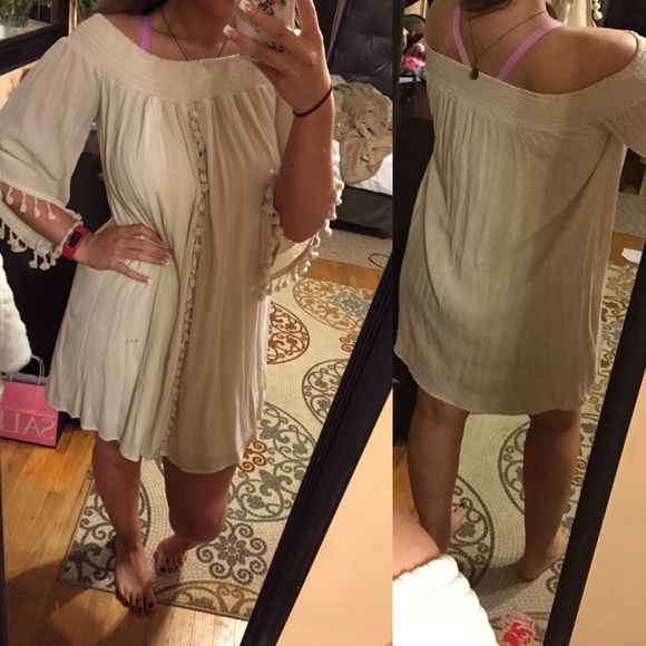 Off the shoulder indie/hippy dress💕
