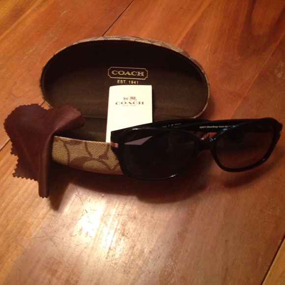Coach Accessories - NEW-NEVER WORN Authentic Coach Amber Sunglasses