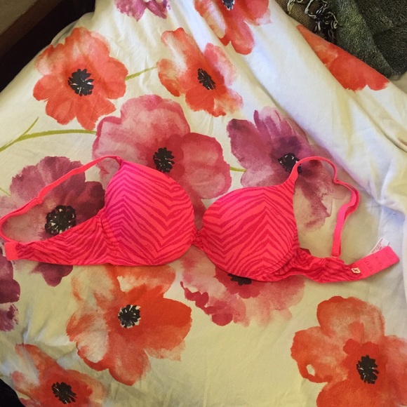 VS PINK bra