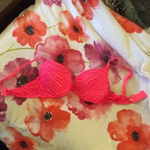 VS PINK bra