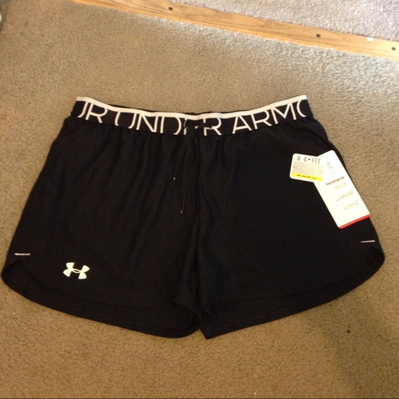 UNDER ARMOUR SHORTS!!