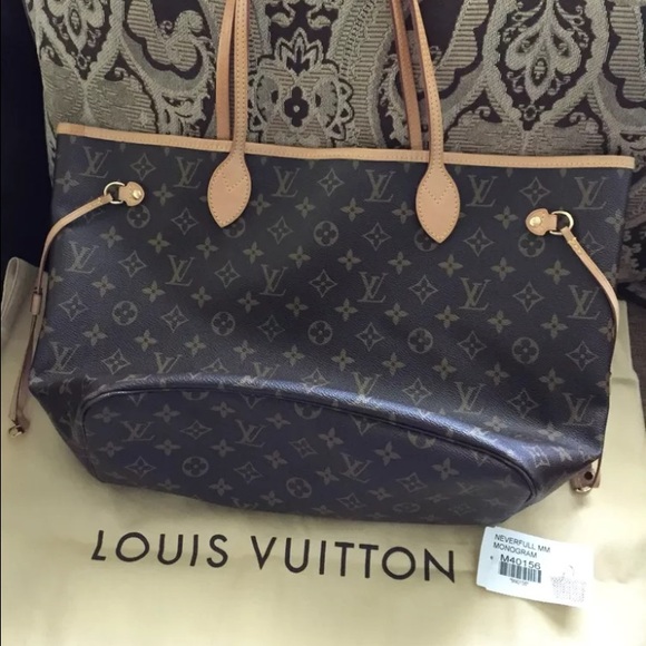 💜SOLD💜Louis Vuitton Neverfull