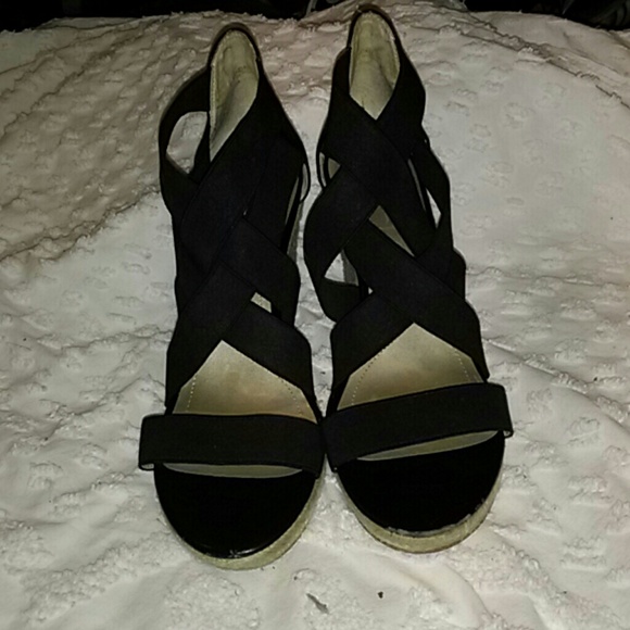 Cute Black wedges