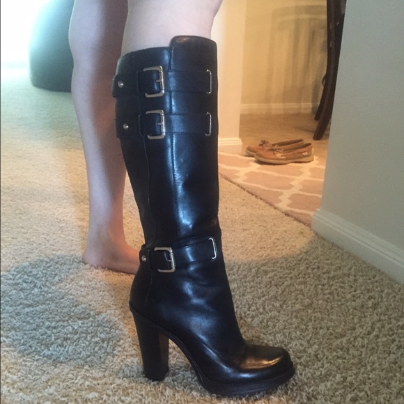 Guess Black leather boots