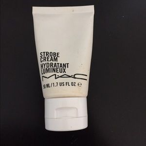 Mac strobe cream