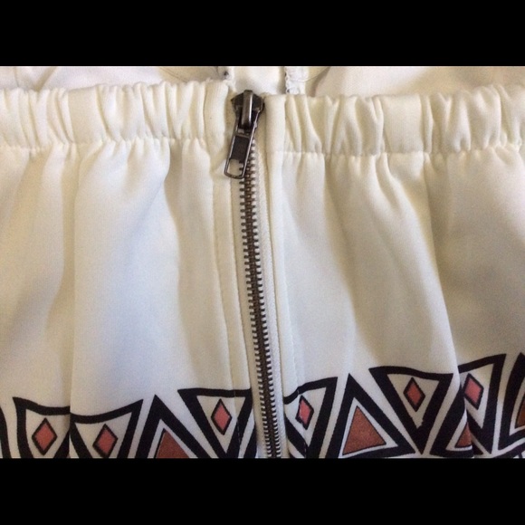 Off White Aztec Bodycon Dress - Picture 4 of 4