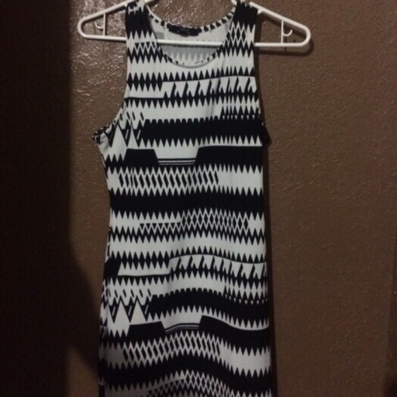 Sexy Print Dress - Picture 3 of 4