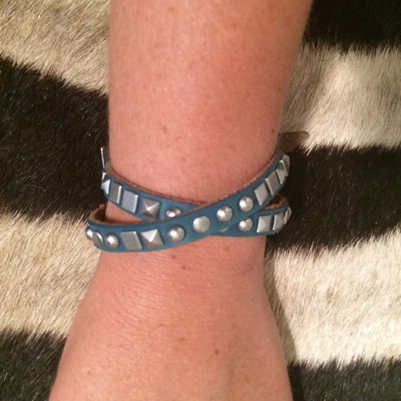 Lucky Brand Leather Double Wrap Teal Bracelets - Picture 2 of 4