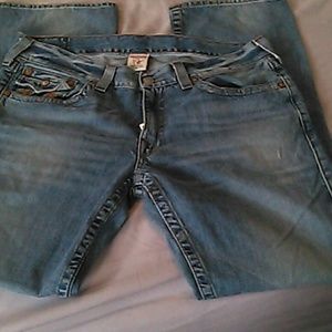 TRUE RELIGION JEANS
