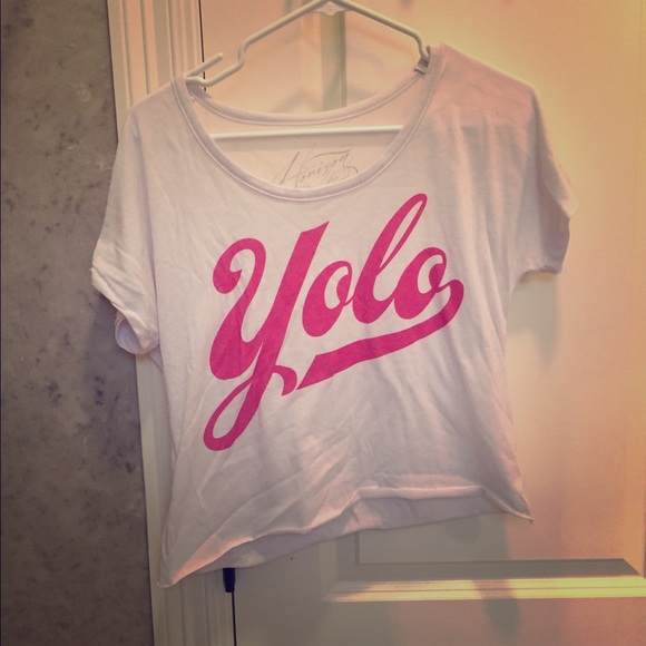Yolo tshirt