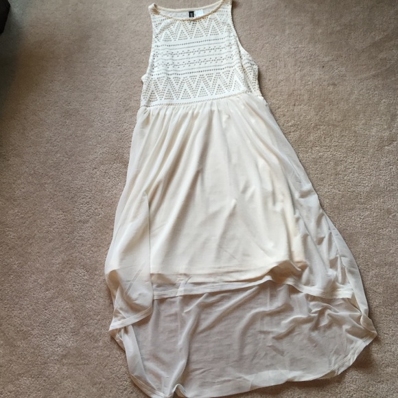 Off white dress H&M - Picture 3 of 3