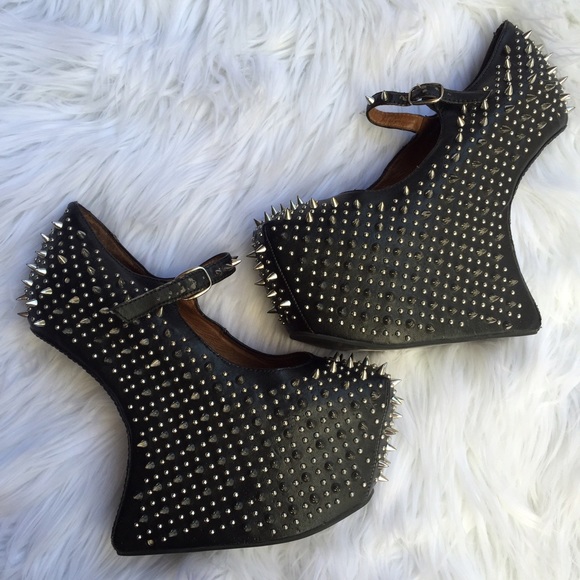 Jeffrey Campbell Shoes - JEFFREY CAMPBELL SZ 7.5 SPIKED NIGHT WALK SHOES