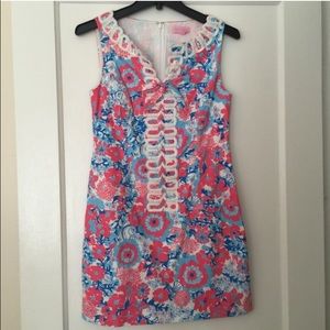 Lilly Pulitzer floral shift dress with pockets