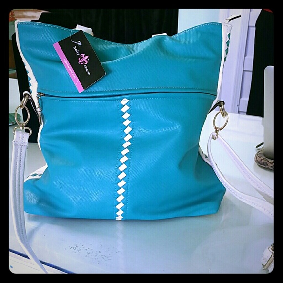Blue/white. Brand new purse!