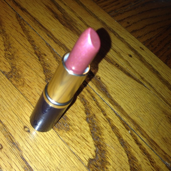 Brand New Estée Lauder Lipstick