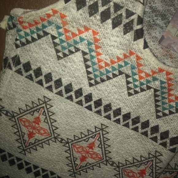 Printed Cute Top - Picture 3 of 3