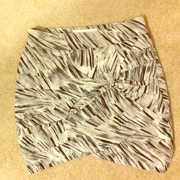 LEIFSDOTTIR size 4 black and grey mini skirt