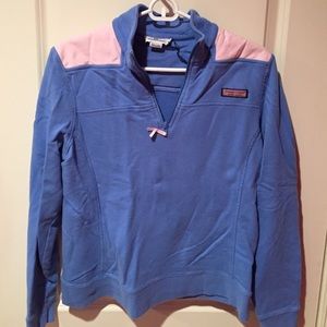 Vineyard vines quarter zip pullover.