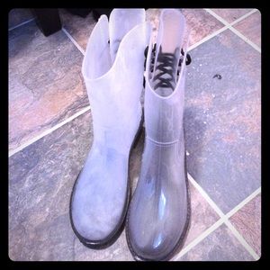 Clear boots reserved!