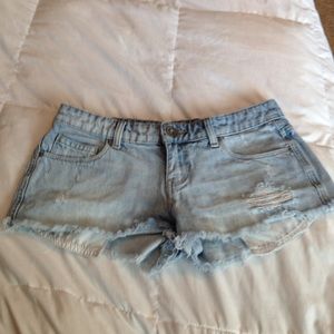 Light washed shorts