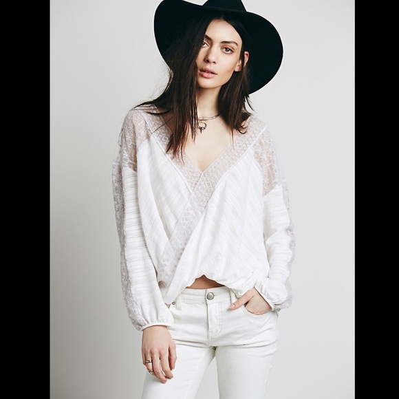 💜bundled Free People lace inset flowy top - Picture 2 of 4