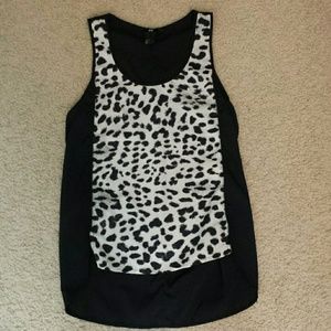 Black & white top