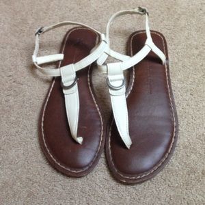 Sz 6 American Eagle sandals