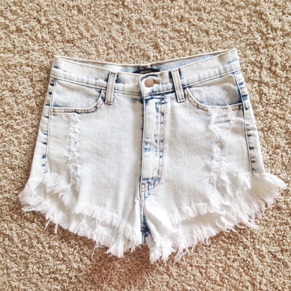 Pants - Highwaisted destroyed shorts new
