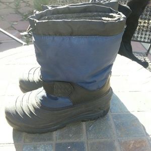Boys snow boots lined