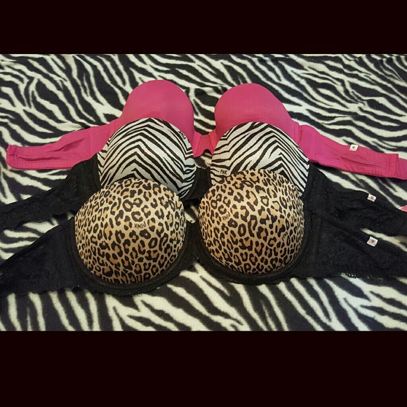 3 VS 34D Strapless Bras