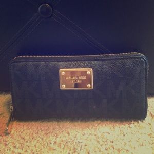Michael Kors wallet