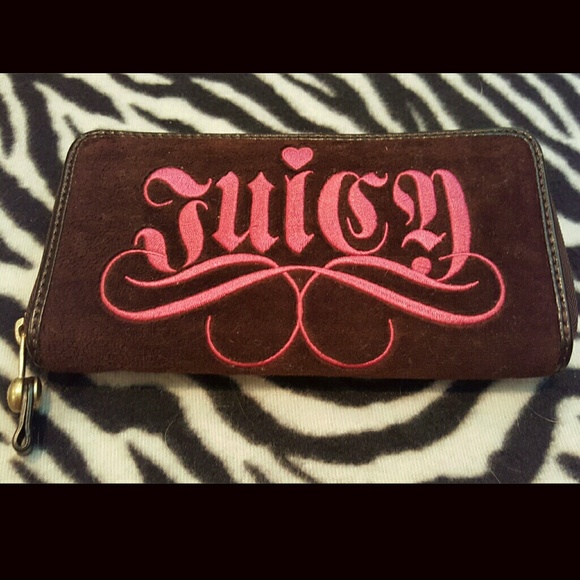 *SOLD* NWOT Juicy Couture Wallet