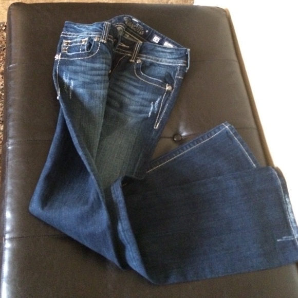 Miss Me Jeans - Picture 3 of 4