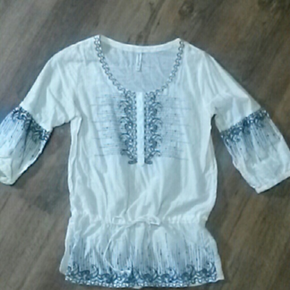 White Boutique silk/cotton shirt with blue embroid