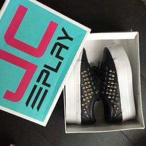 JC PLAY Black/Silver/White Studded Shoes