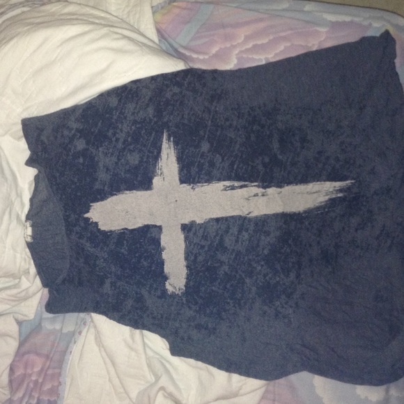 Cross Tank