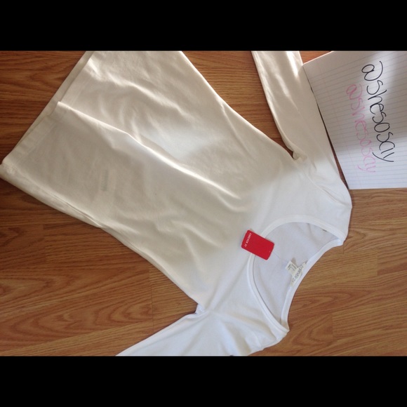 Long sleeve white T