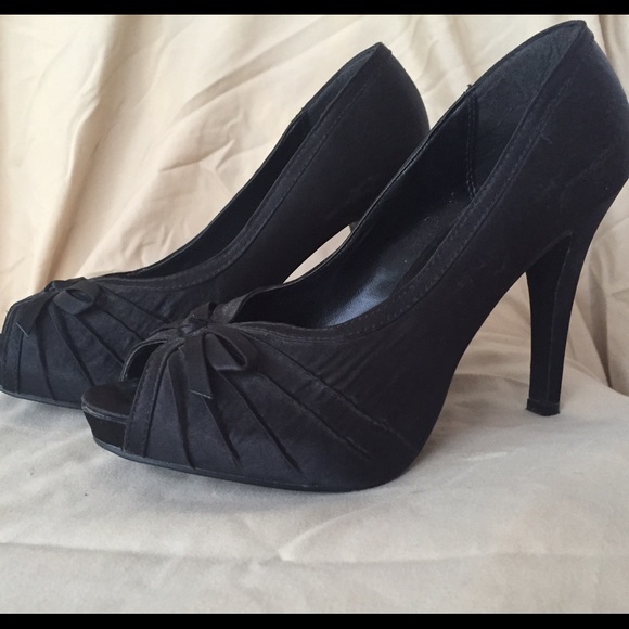 Black heels