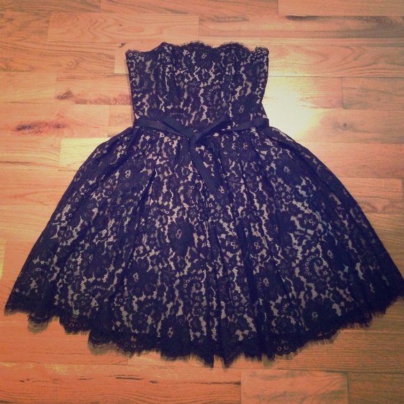 Black lace party dress