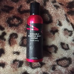 Victoria's Secret Kissable Whipped Body Creme