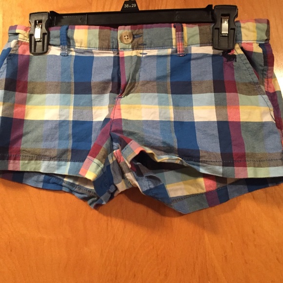 Shorts - Picture 1 of 2