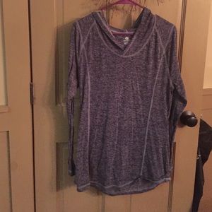 Light weight semi fitted pullover hooded shirt