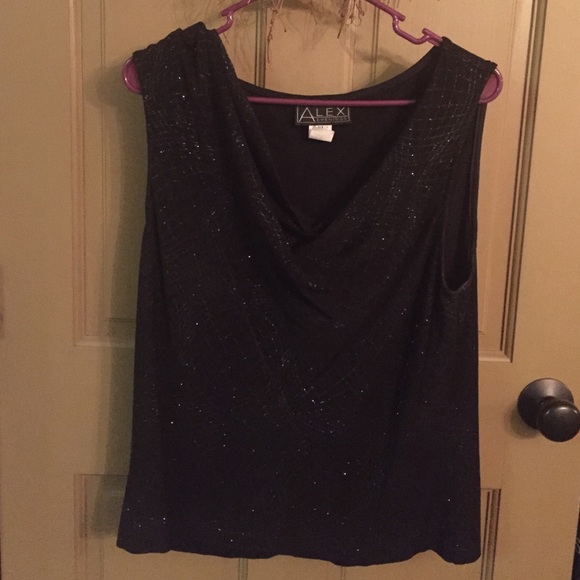 Scoop neck tank