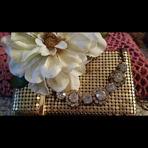 Gorgeous Rhinestone sparkly necklace